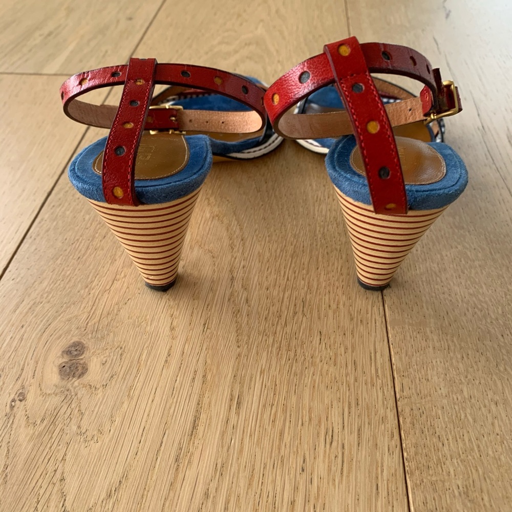 Sandals - Picture 4 of 5